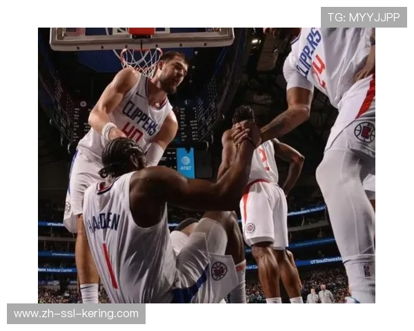 快船击败篮网取关键胜利,祖巴茨内线吃饼效益最大化 快船击败篮网取关键胜利,祖巴茨内线吃饼效益最大化